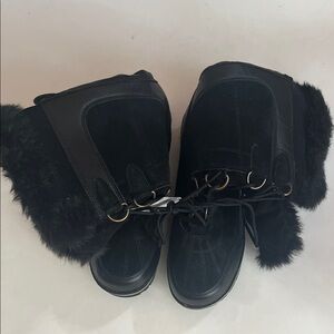 Merona Black Winter Boots with Plush Trim